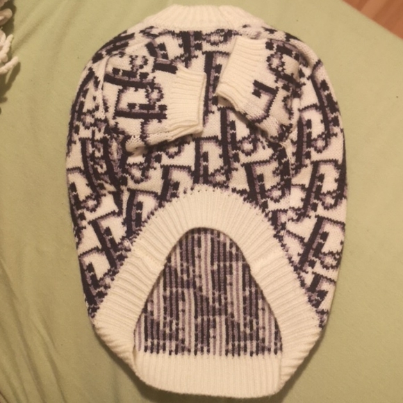 Designer Dog Sweater - Picture 2 of 2